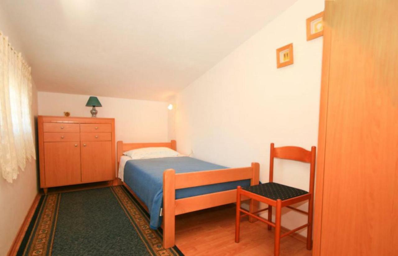 Apartmani Sersic Baska  Exterior photo