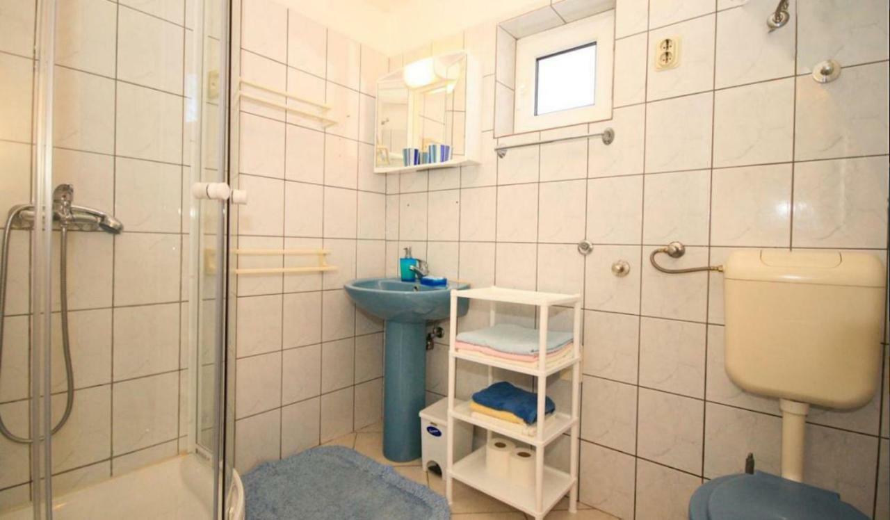 Apartmani Sersic Baska  Exterior photo